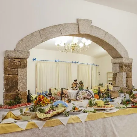 Feriested Nicolaus Club Li Cucutti 4*