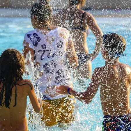 Nicolaus Club Li Cucutti