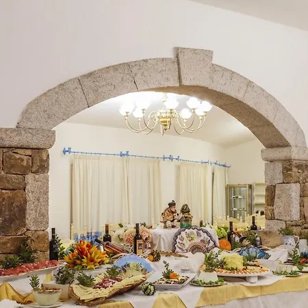 Nicolaus Club Li Cucutti Ośrodek wypoczynkowy 4*
