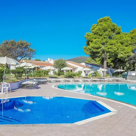 Nicolaus Club Li Cucutti