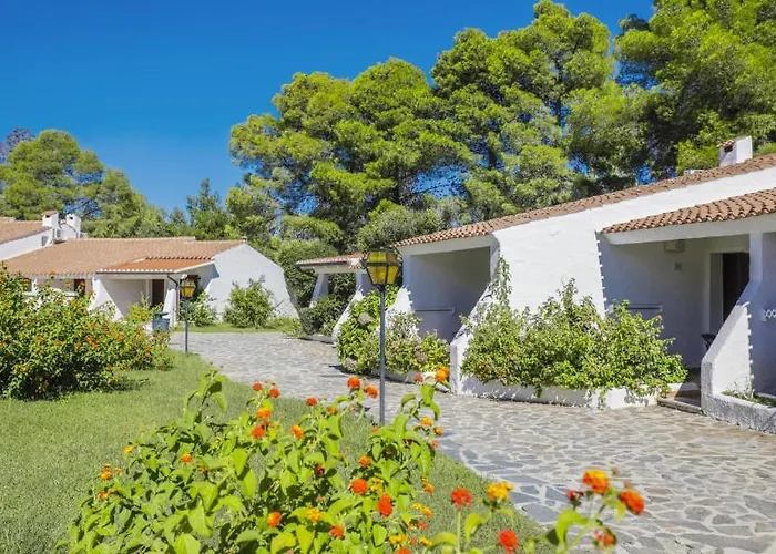 Semesteranläggning (resort) Nicolaus Club Li Cucutti 4*